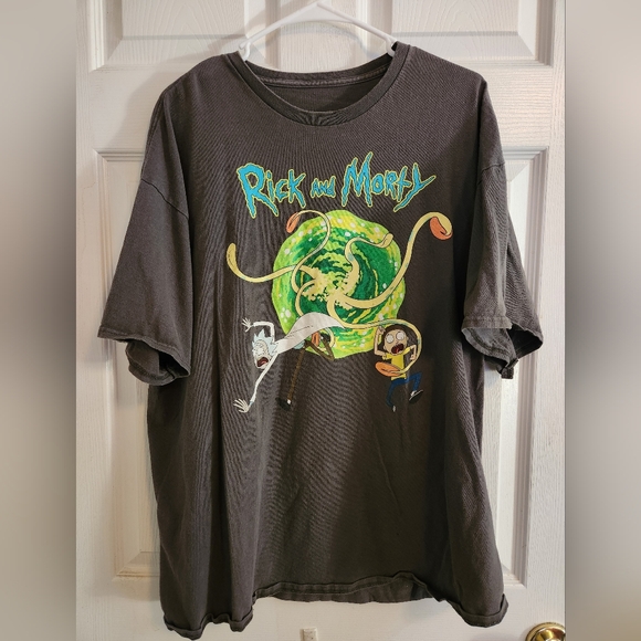 [Men's] Rick & Morty Portal Top - Picture 3 of 9